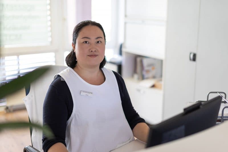 Yan Gu vom Swiss Akupunktur Center im Praxisporträt